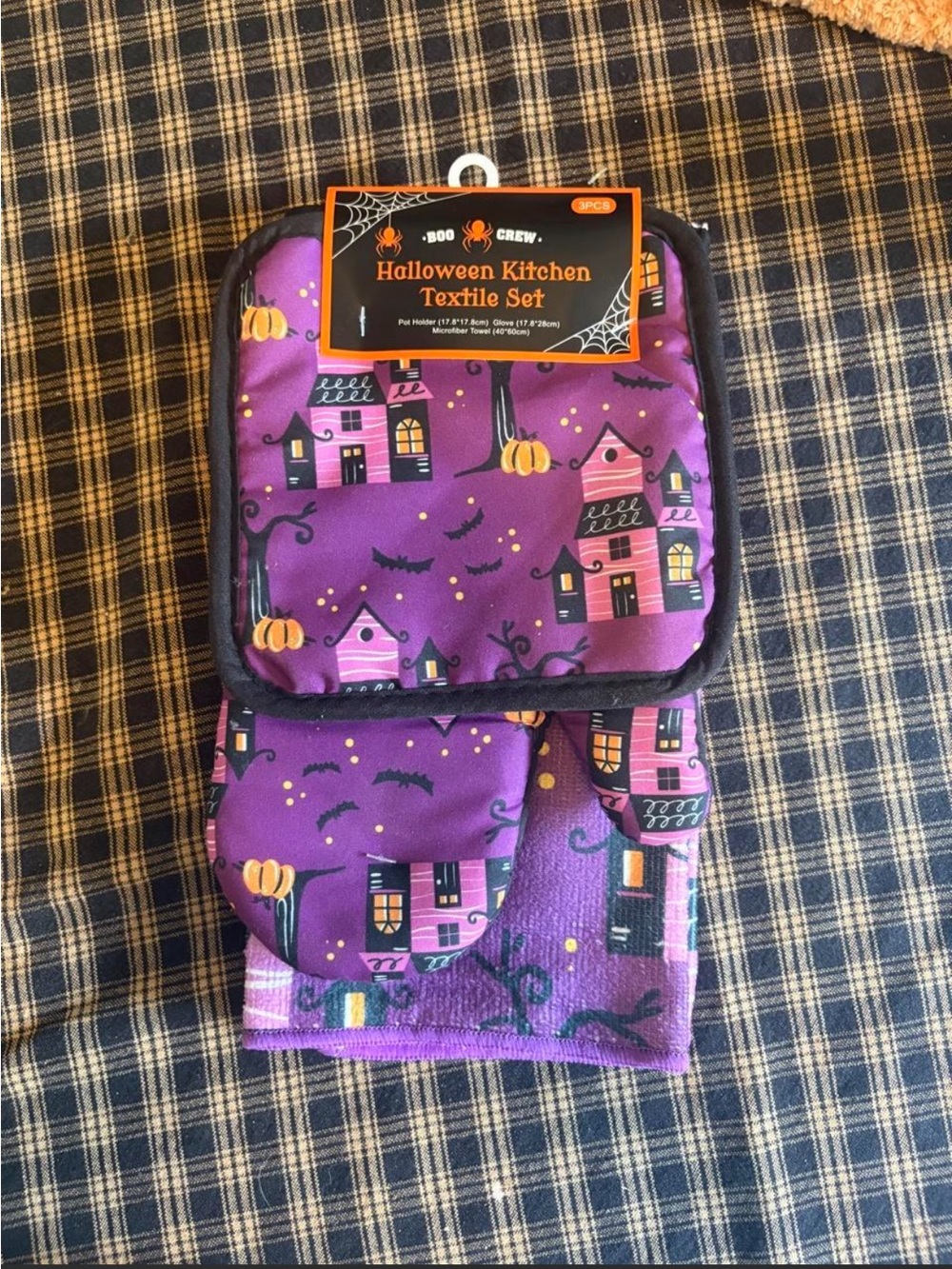 Halloween Kitchen Textile Set - Purple - Haunted House Design